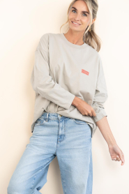 American Vintage |  Boxy fit longsleeve with logo Gix | grey | Picture 4