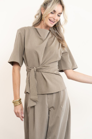 Co'Couture :  Top with wrap detail Melva | taupe - img4