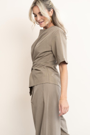 Co'Couture :  Top with wrap detail Melva | taupe - img6