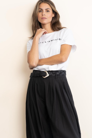 Haute L'Amitié :  Basic logo T-shirt Rub - img4