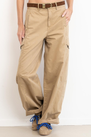 Co'Couture |  Barrel trousers Evelyn | beige | Picture 4