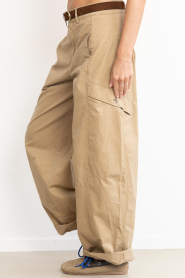 Co'Couture |  Barrel trousers Evelyn | beige | Picture 5