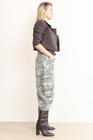 Lois Jeans |  Cargo bermuda with camo print Aliana | green | Picture 5
