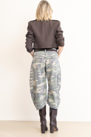 Lois Jeans |  Cargo bermuda with camo print Aliana | green | Picture 6