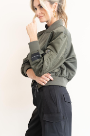 Haute L'Amitié |  Cropped bomber jacket Sally | green | Picture 7
