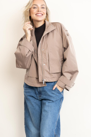 Dante6 |  Cropped cape trenchcoat Duane | taupe | Picture 5
