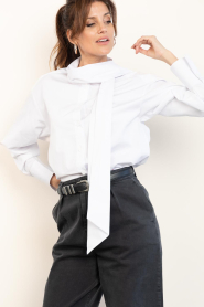 Dante6 :  Blouse with scarf detail Ivez | white - img5