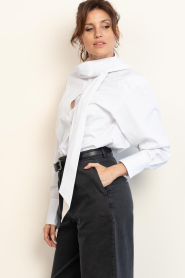 Dante6 :  Blouse with scarf detail Ivez | white - img6
