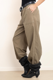 American Vintage |  Pants with elastic waist Liane | green | Picture 6