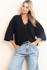 American Vintage |  Oversized knitted cardigan Lezzard | black | Picture 4