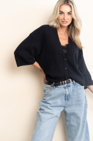 American Vintage |  Oversized knitted cardigan Lezzard | black | Picture 6