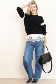 Nubikk |  Leather baguette bag Bibi | black | Picture 3