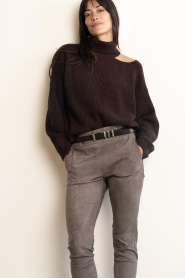 Dante6 |  Knitted sweater with cut-outs Marenna | brown | Picture 5