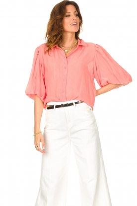 Dante 6 |  Textured blouse with puff sleeves Lecce | pink