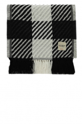 Moment Amsterdam | Checkered scarf Mila | black