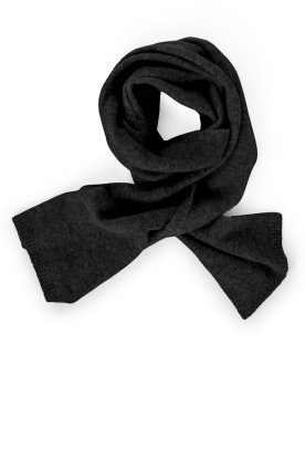 Knit-ted | Soft knitted scarf Evy | black