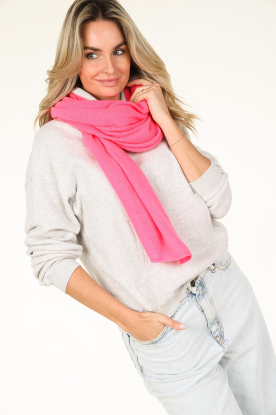 Absolut Cashmere |  Cashmere scarf Infinity | pink