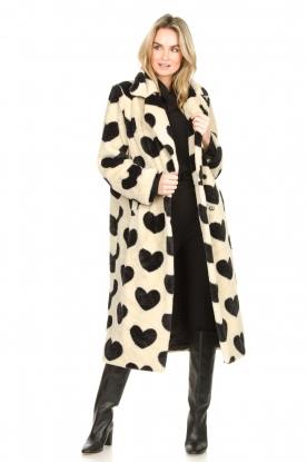 Ibana |  Faux fur coat with print Claire Hearts | black 