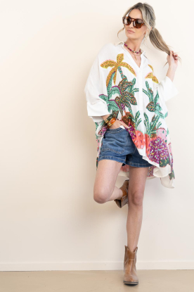 Look Blouse with print Palmeras