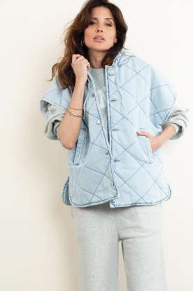 Est'Seven |  Quilted denim body warmer Noelle | blue 