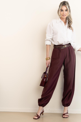 Devotion |  Barrel pants Silkstone | burgundy 