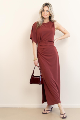 Dante6 |  Off-shoulder maxi dress Aliki | burgundy 