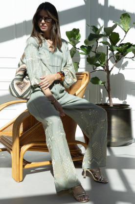 Greek Archaic Kori |  Wide leg pants with embroidery Grape | green 