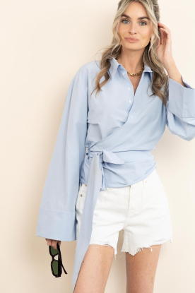 Club L'avenir | Wikkelblouse Macy | blauw 