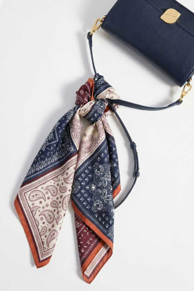 Little Soho |  Shawl with paisley print Carre | blue 