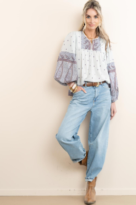 Look Barrel jeans Brave