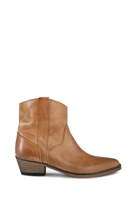Ivylee Copenhagen |  Leather ankle boots Corrie | camel 