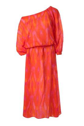 The Belle of the Beach |  Off shoulder maxi dress Alaya | pink 