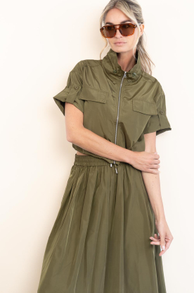 Ibana |  Shiny bomber blouse Tamili | green 