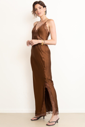 Look Satin midi dress with lace Jonathan