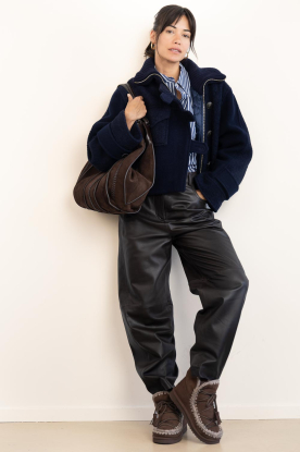Look Lamb leather barrel Parla