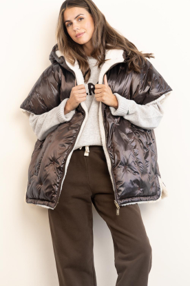 Aaiko |  Padded cape with teddy Clery  | dark brown 