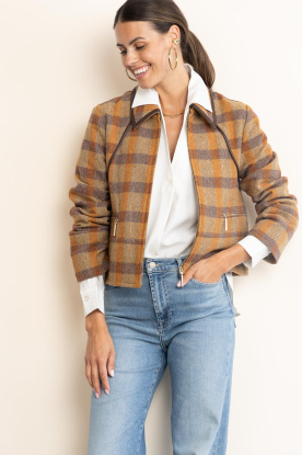 Aaiko |  Checkered cropped wool jacket Solin | brown 