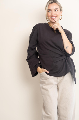 Club L'avenir |  Wrap top Sina | chocolate 