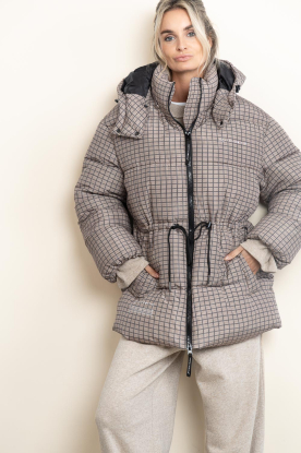 Haute L'Amitié | Checked puffer jacket Climb | bruin 