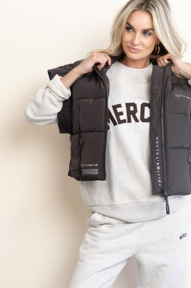 Haute L'Amitié | Puffer gilet Mount | bruin 