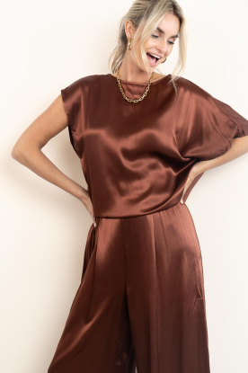 Milla |  Asymmetric top Jill | brown 