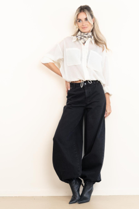 Look Textured blouse Valaia